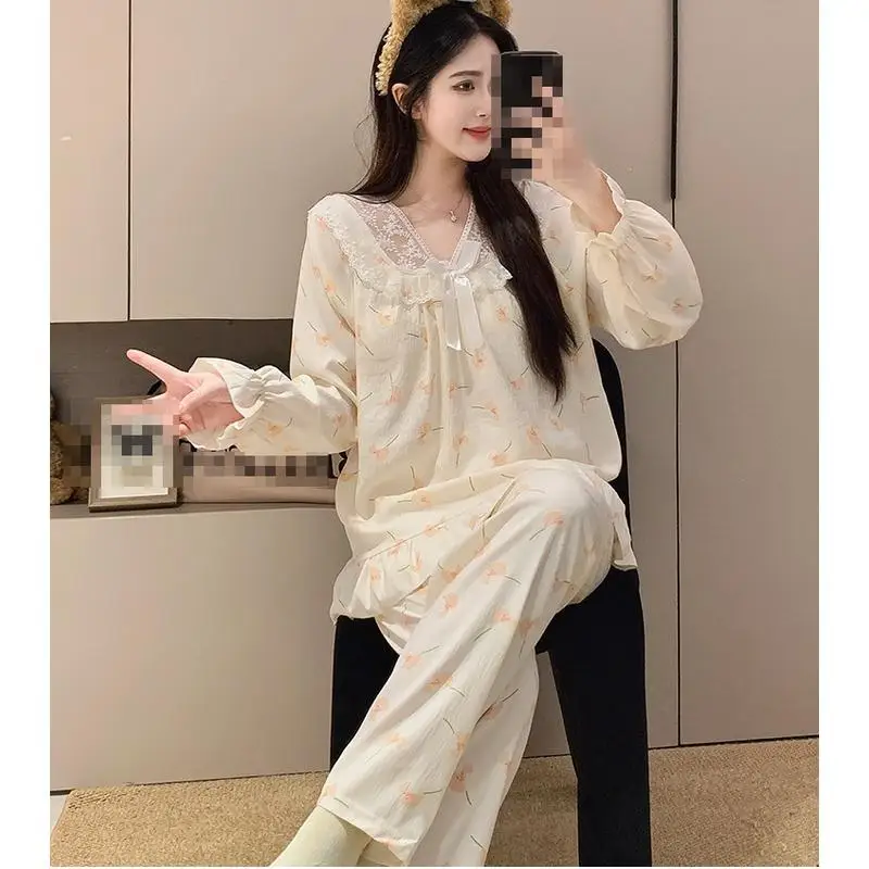 Women's Lace V-Neck Pullover Long Sleeved Long Pant Home Suit Set for Girls In Spring Autumn New Pajamas for Women Two-Piece Set