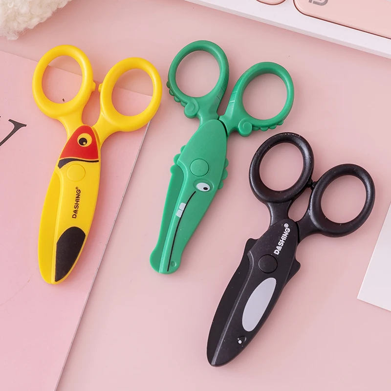 1pcs Kids Safety Scissor Cute Cartoon Plastic Knife Cutter for Children DIY Paper Handwork Office School Student F7231