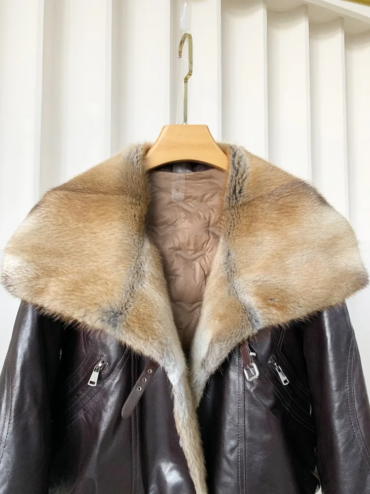 Chaqueta de piel de oveja a la moda para mujer, chal de piel auténtica, cuello de piel de visón, abrigo de invierno, estilo corto, mantiene el calor, mangas largas