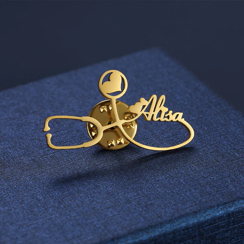 

Personalized Customized Name Brooches For Women Gold Color Stainless Steel Letter Stethoscope Pin Badges Broochs Wedding Jewelry