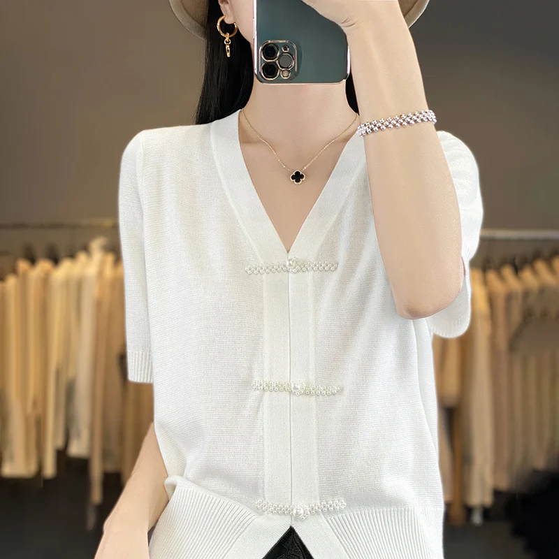 Summer New Knitted Half Sleeved Women's V-Neck Pullover Solid Color Loose Lmitation Wool Pearl High Grade Fashion Knitted Top