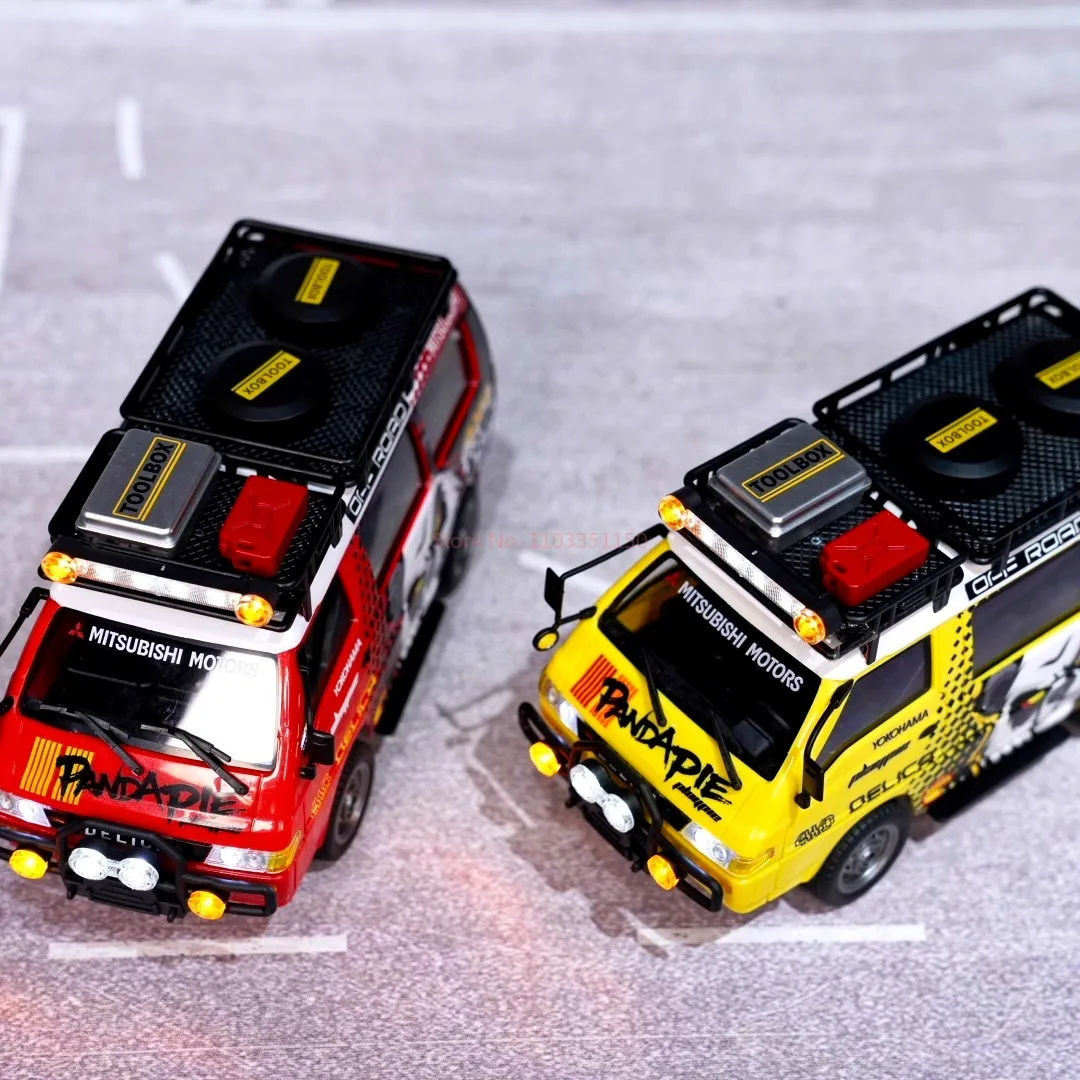 

JXC DELICA 4WD Version 1/24 Simulation Electric Model Car Rock Crawler Adult Children's Toys