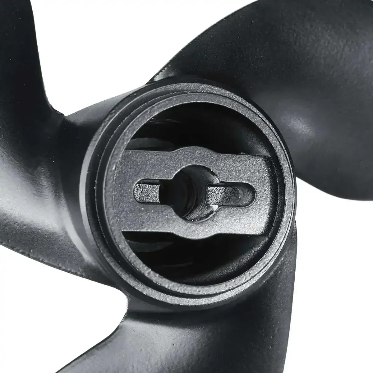 

309-64107-0 Boat Outboard Propeller for Nissan Tohatsu Evinrude Johnson 2.2-3.3HP 7.4x5.7 Marine Propeller 3 Blades R Rotation