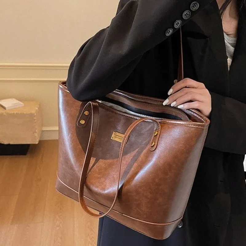 

Elegant Fashion Designer Diaper Bag Women Luxury Leather Tote Large Capacity Stylish Crossbody Handbag For Superstar Style