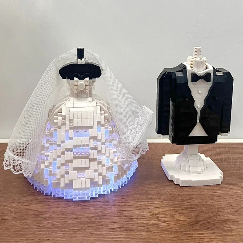 CLC-Jouet de construction en mini blocs de diamant, modèle de collier imbibé de robe de mariée, lumière LED, sans boîte