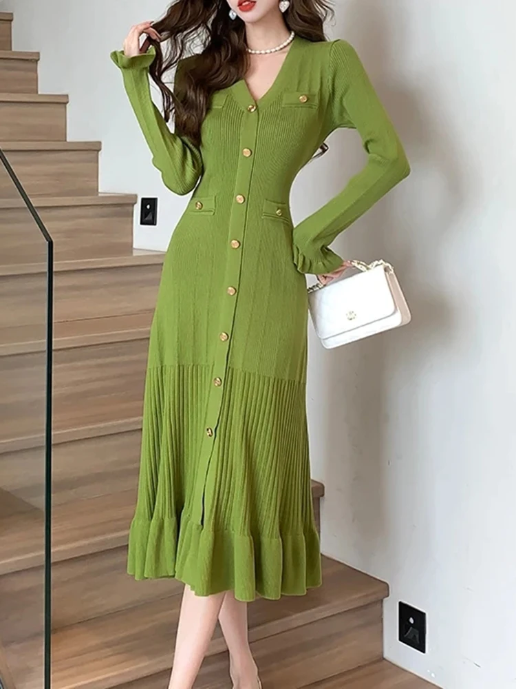 

Spring French Fashion Green Knitted Mid Length Dress Women V Neck B Button Single Breasted Ruffles Slim Sweater Party Dresses