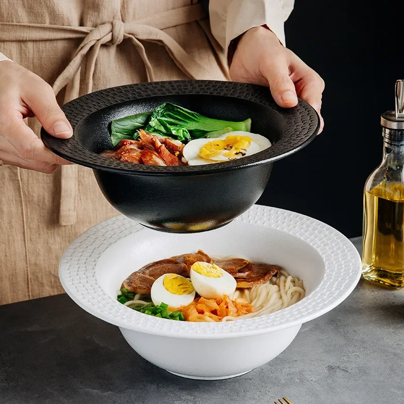 Japanese ceramic straw hat bowl home Lamian Noodles bowl care frontier hot salad bowl restaurant hotel tableware.