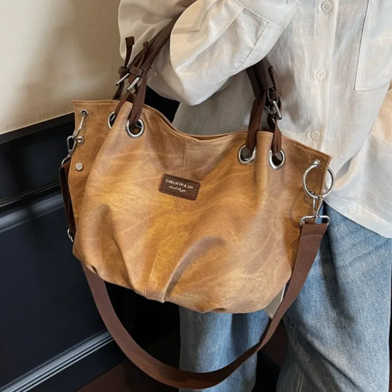 

Vintage Chic Leather Satchel For Women Luxury Designer Crossbody Large Capacity Diaper Bag Elegant Commuter Minimalist