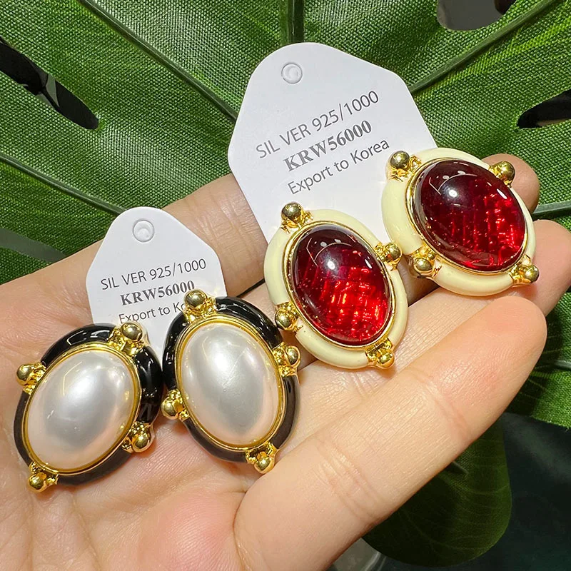 Retro women ins niche design sense court style personality heavy industry glazed vintage earrings