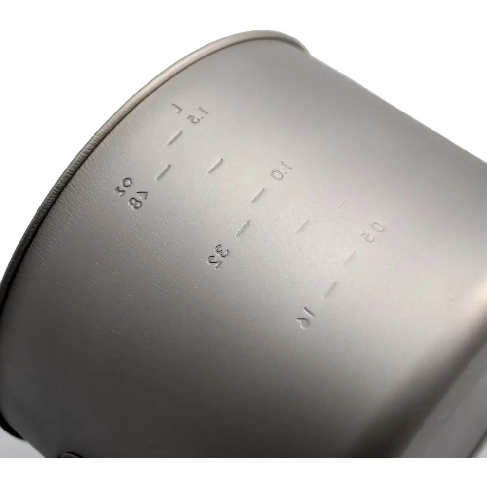 1600-ml-Topf aus Titan mit Bügelgriff