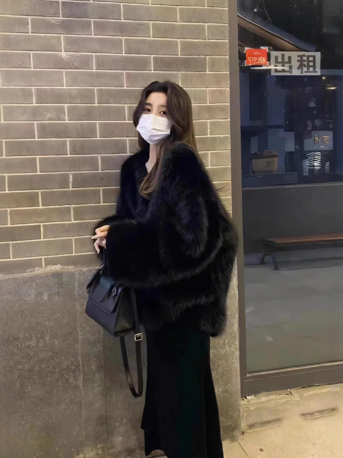 เสื้อแจ็คเก็ตขนเฟอร์เทียมแบบครอปสำหรับผู้หญิง ทรงเข้ารูป ความยาวปานกลาง สำหรับฤดูกลาง  สไตล์คนเมือง  พร้อมเข็มขัด  ดีไซน์เก๋ไก๋  ผูกเชือก  ซิปหลายช่อง  สไตล์ลำลองทันสมัย