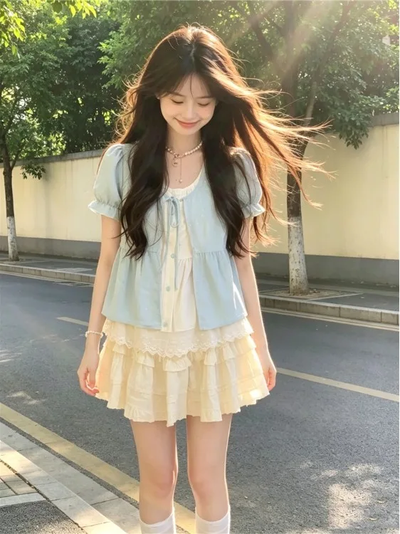 

Summer 2026 Large Size Polka Dot Doll Shirt Top with Belted Patchwork Floral Trim Fake Two-Piece Women's Fashion Blouse