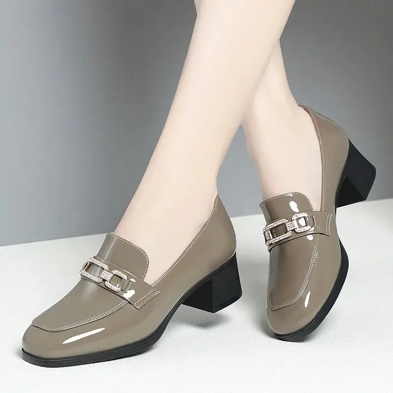 Spring Autumn Ladies Pumps Shallow Shoes Patent Leather Soft Sole Crystal High Heels Loafers Fashion Breathable Single Shoe