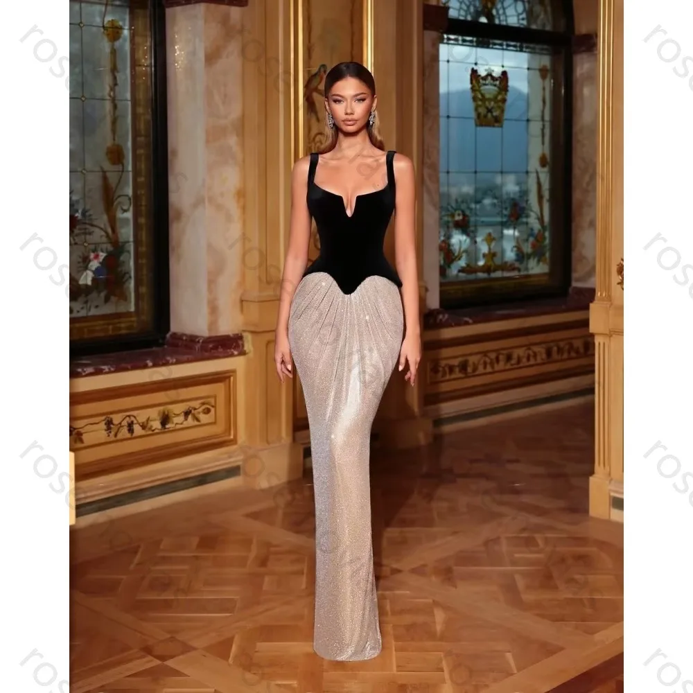 Maßgeschneiderte schwarze Abendkleider im Meerjungfrauen-Stil mit eckigem Ausschnitt, sexy und bodenlang, hochwertig für besondere Anlässe und Partys.