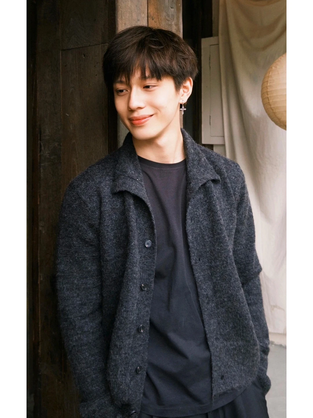 

Мужской вязаный кардиган с высоким воротником из смесовой шерсти, осенне-зимний, на пуговицах, свободного кроя, модный