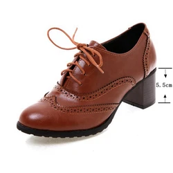 Girseaby New 2021 Women Pumps Round Toe 5.5cm Wood Heels Platform Brogue Student Carved Retro Lace-Up Classic Spring D586