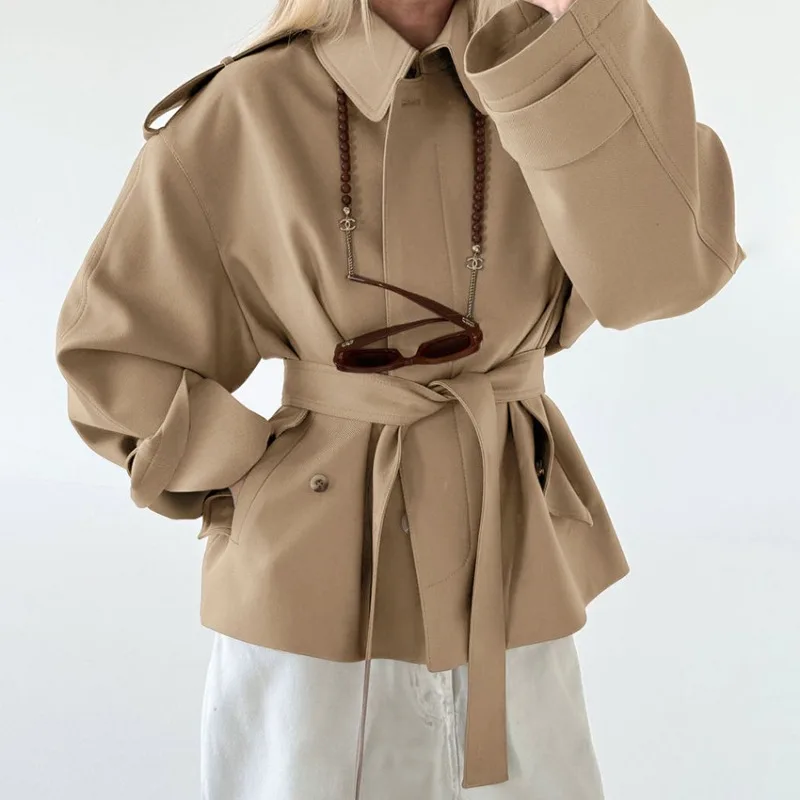 2025 ฤดูใบไม้ร่วง/ฤดูหนาวใหม่Lapel NubuckleแขนยาวCardigan Trench Coat Jacket Design Senseอารมณ์สบายๆ