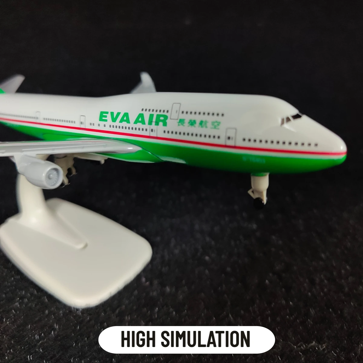 1:250 Metal Aircraft Model Replica EVA Air B747 Airplane Scale Miniature Art Decoration Diecast Aviation Collectible Toy