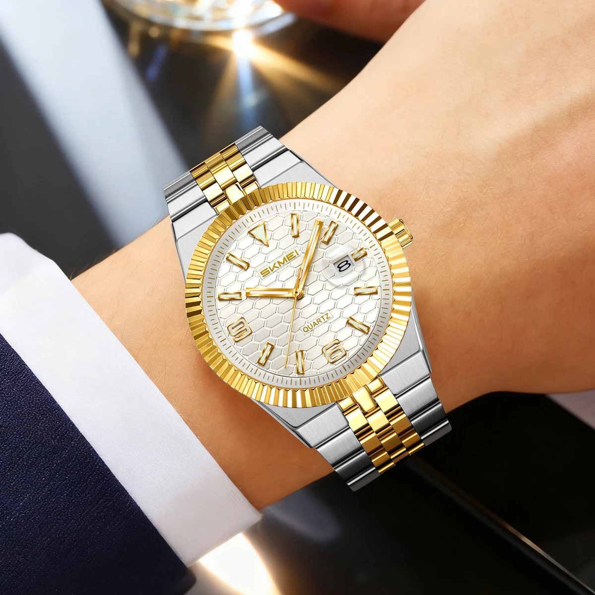 SKMEI Luxury Quartz Movement W - огляд і ціна Luxury Watch Time