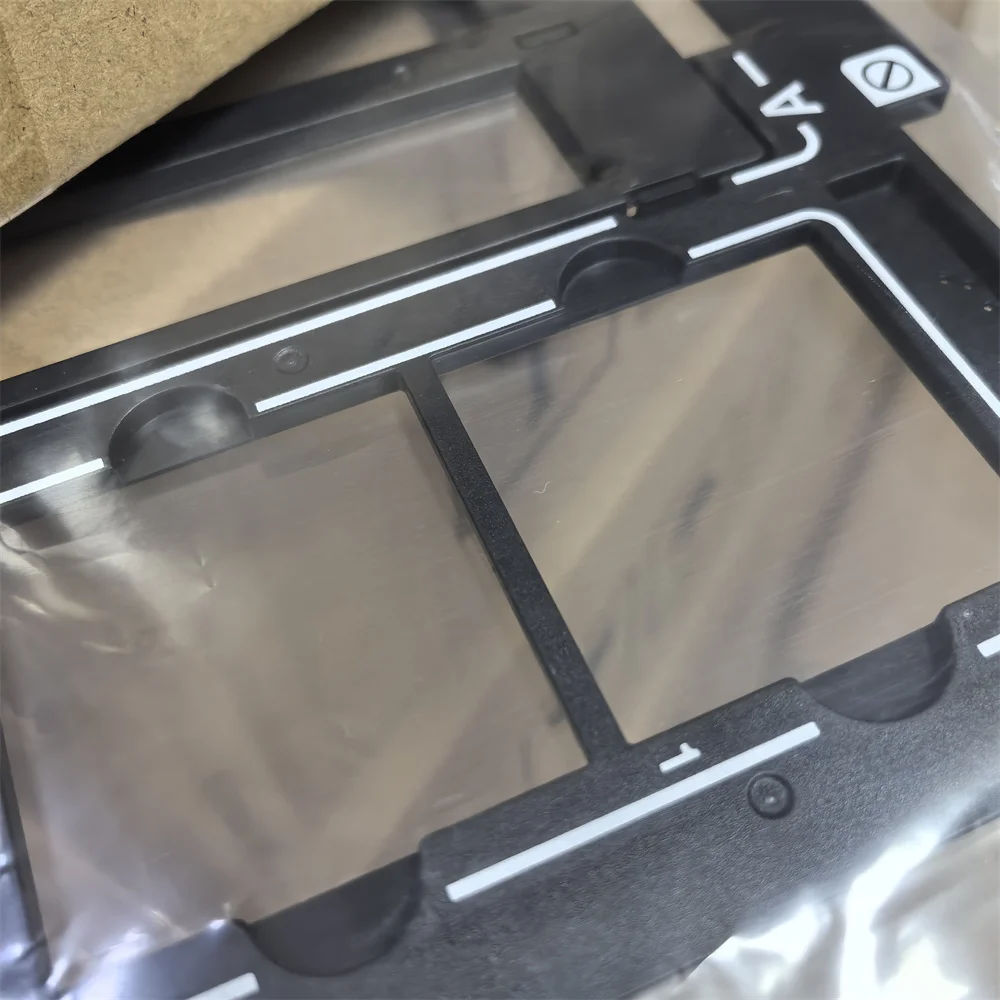 

1 шт. 1423040 фотодержатель в сборе, слайд пленки 35 мм, отрицательный держатель и направляющая крышки для Epson V500 V550 V600 4490 2450 3170 3200 4180