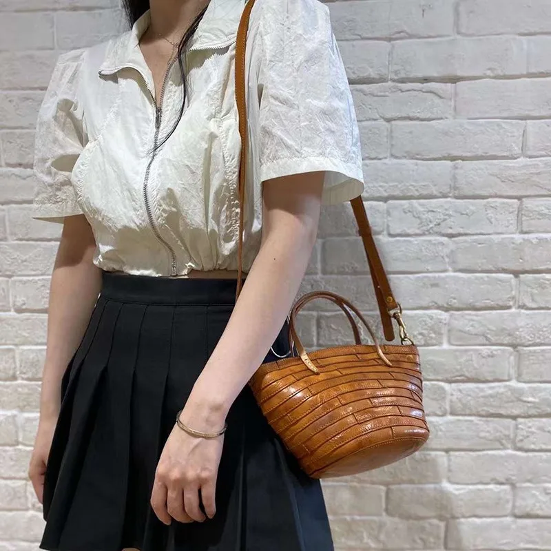 Luxury Women Basket Bags Green Real Cow Leather Lady Tote Vintage Designer Patchwork Bucket Bag High Quality Stripe Shoulder