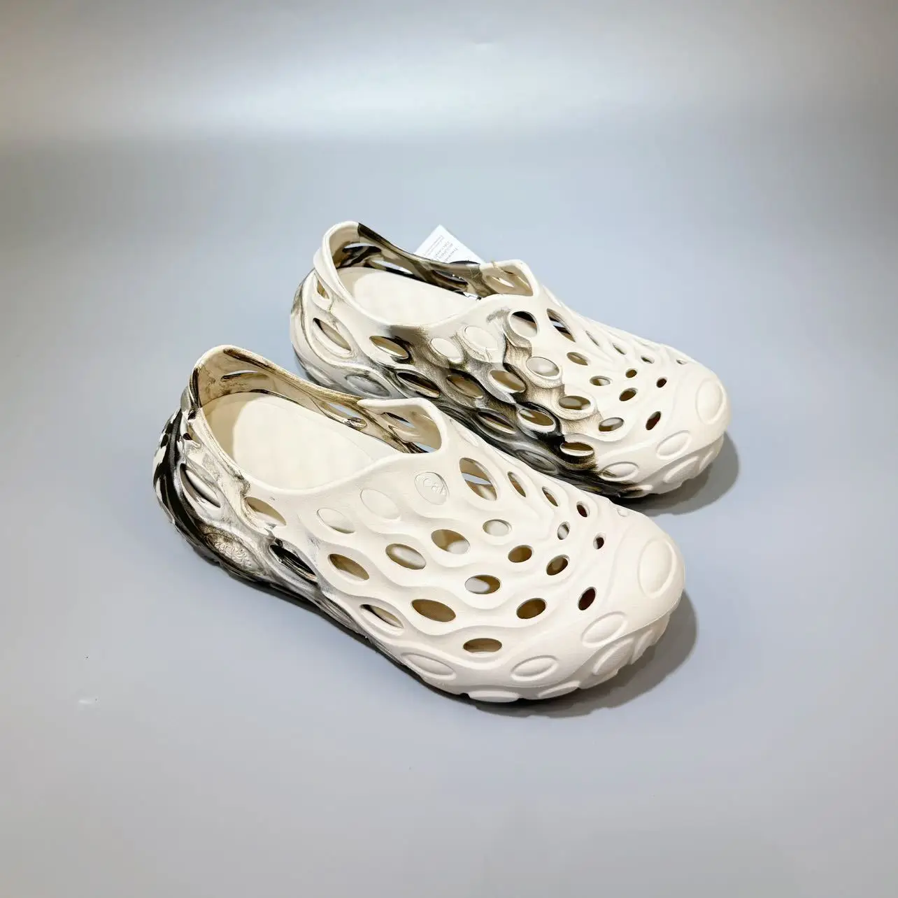 

Hot Sale 2025 Summer New Lightweight Breathable Unisex Sandals Shoes Shoes Outdoor Beach Sandals Lightweight Shoes Very Good