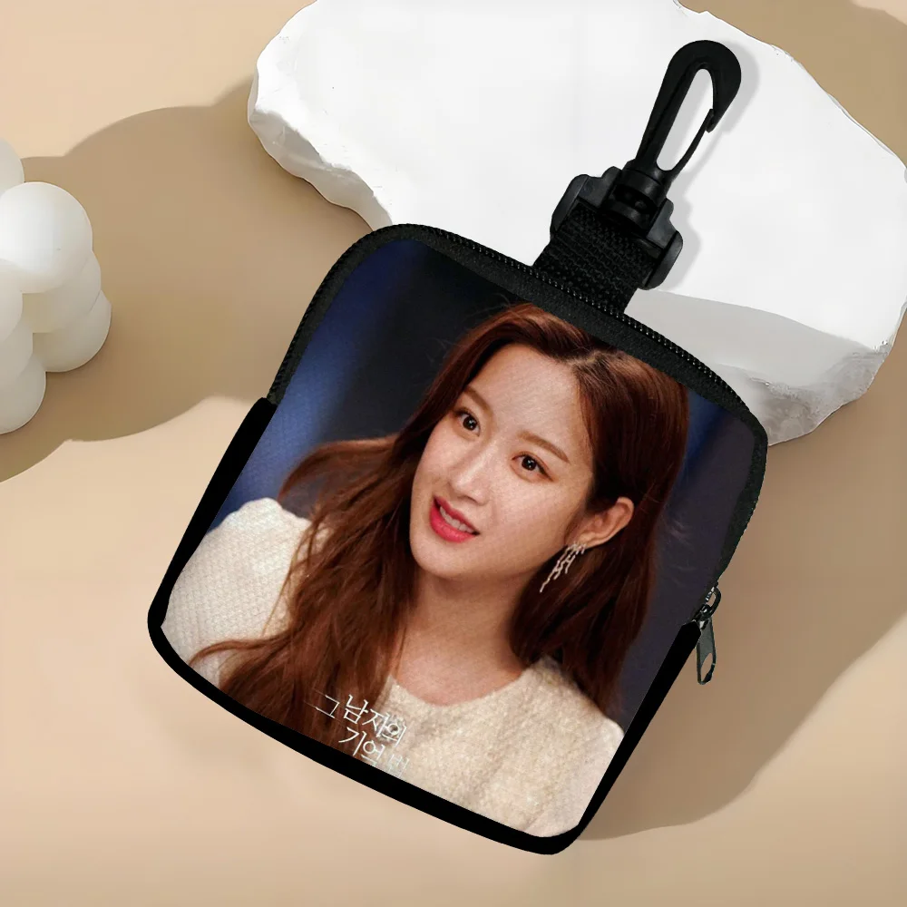 

MUN KA YOUNG Mini Wallets for Versatile Zero Wallet Female Buckle Simple Fashion Women Small Wallet 10.16