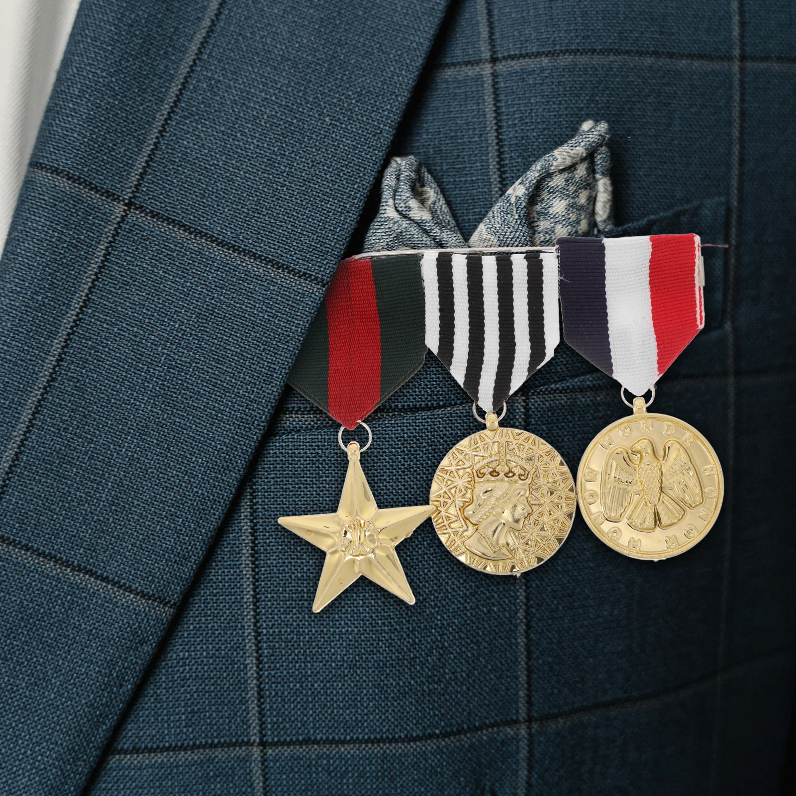 

1 set Navy Masquerade Medal Decor Cosplay Awards Party Props Fake Medals Sports Competitions Winner Trophy Award Supply Plastic