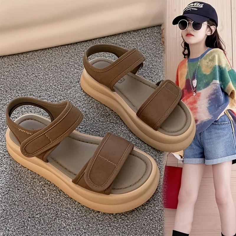 

Сандалии для девочек, лето 2024, модные новые однотонные универсальные пляжные сандалии на мягкой подошве с открытым носком на открытом воздухе