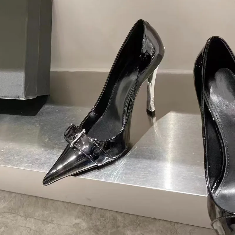 

2026 Summer Pure Desire Wind Sexy Thin Heels for Women, Pointed Patent Leather Shallow Mouth Metal Buckle High Heels