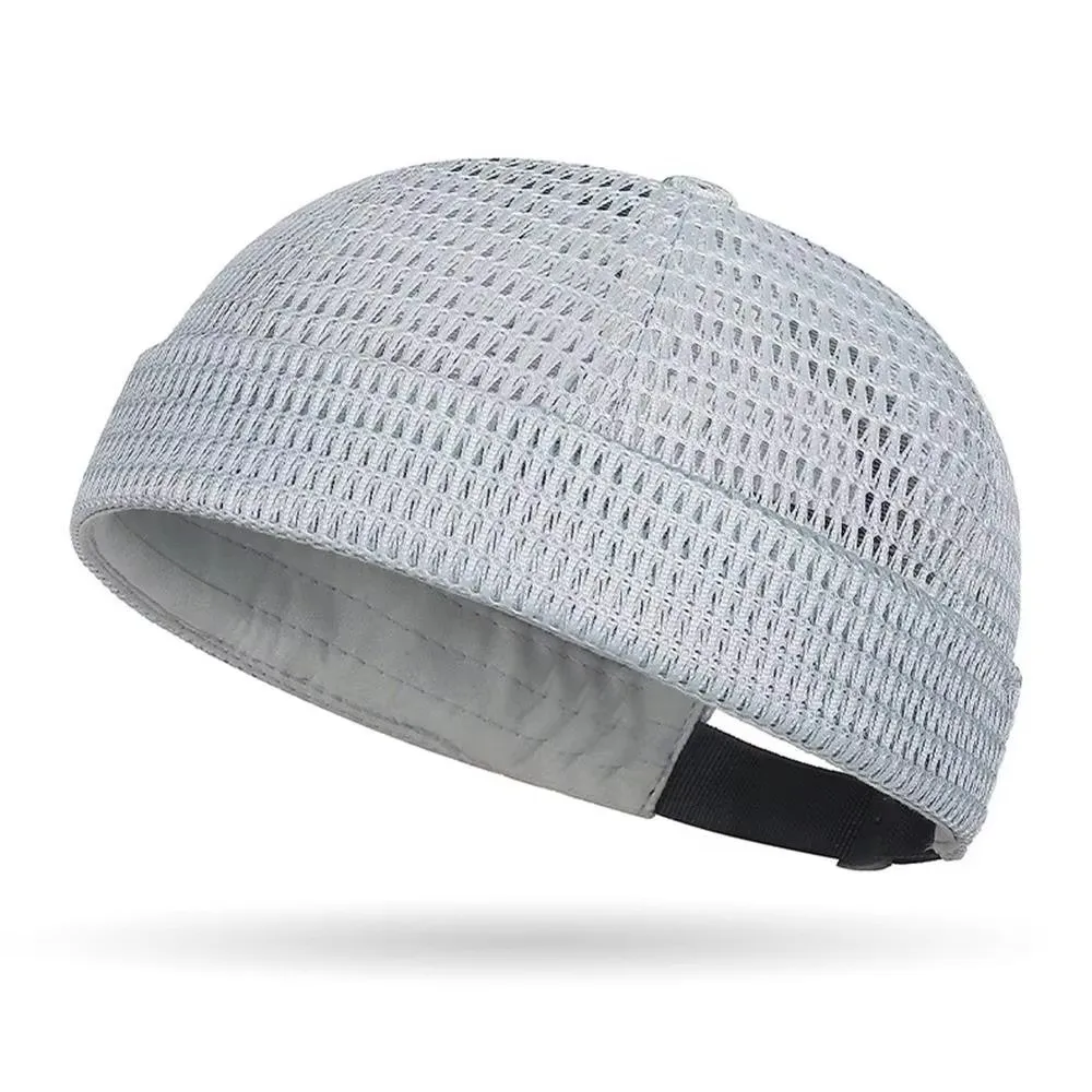 الصيف شبكة البطيخ الجلد قبعة Brimless خفيفة للغاية دوكر قبعة صغيرة تنفس قابل للتعديل قبعة هيب هوب بحار المالك قبعة