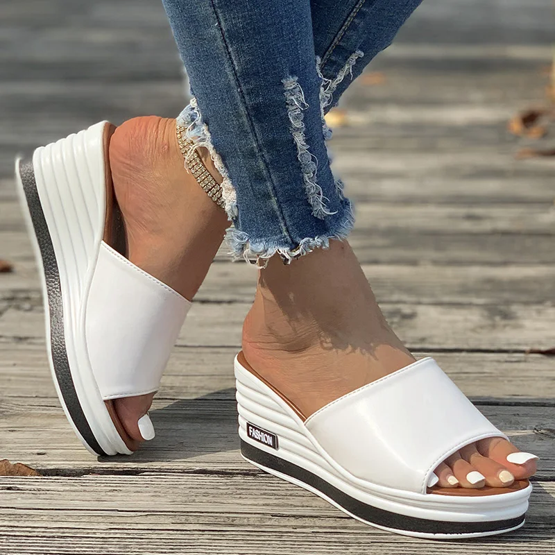 Womens High Heels Sandal Thick Bottom Casual Shoes Ladies Leisure Summer Wedges Sandals Woman Shoes Women Platform Mules Slipper