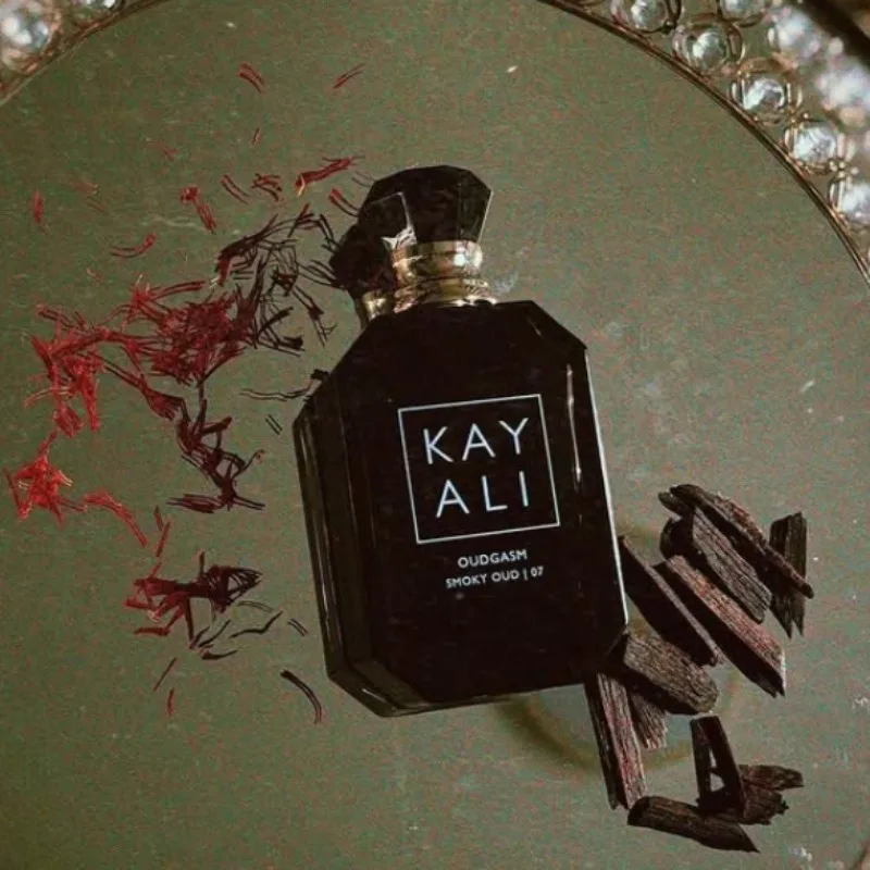 Kayali eau de parfum bloemige damesgeur met pruim en vanille_voghion.com