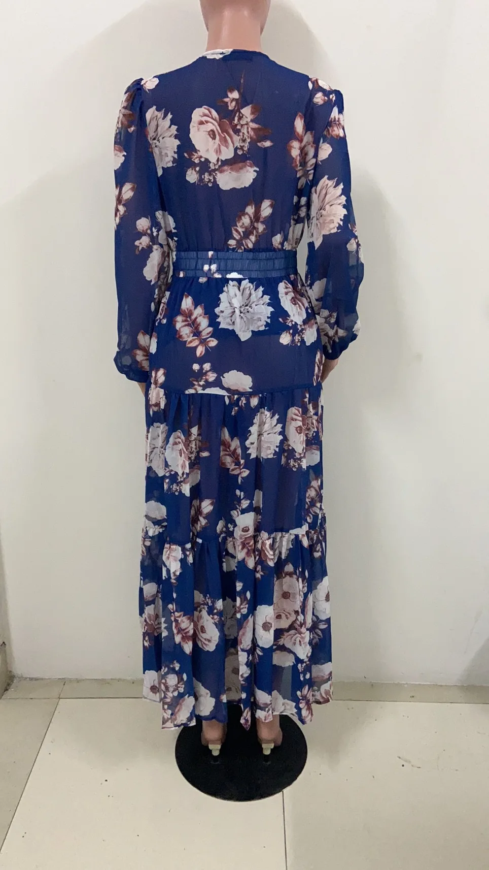 2021 Summer Floral Print sexy V-Neck Chiffon Maxi Dress Casual Loose Long Sleeve Lantern Sleeve Beach Wear Style Dress