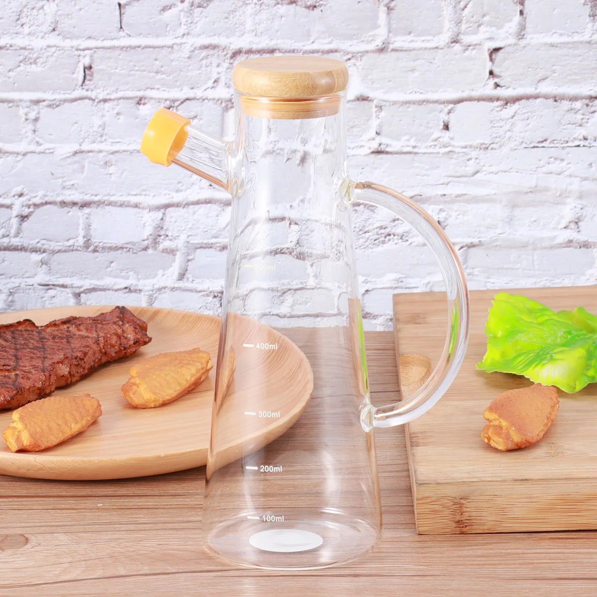 

Graduated Glass Oil Dispenser Bottle Scale Bamboo Lid Drip-Free Nozzle Refillable Condiment Pot Olive Oil Vinegar Soy Sauce
