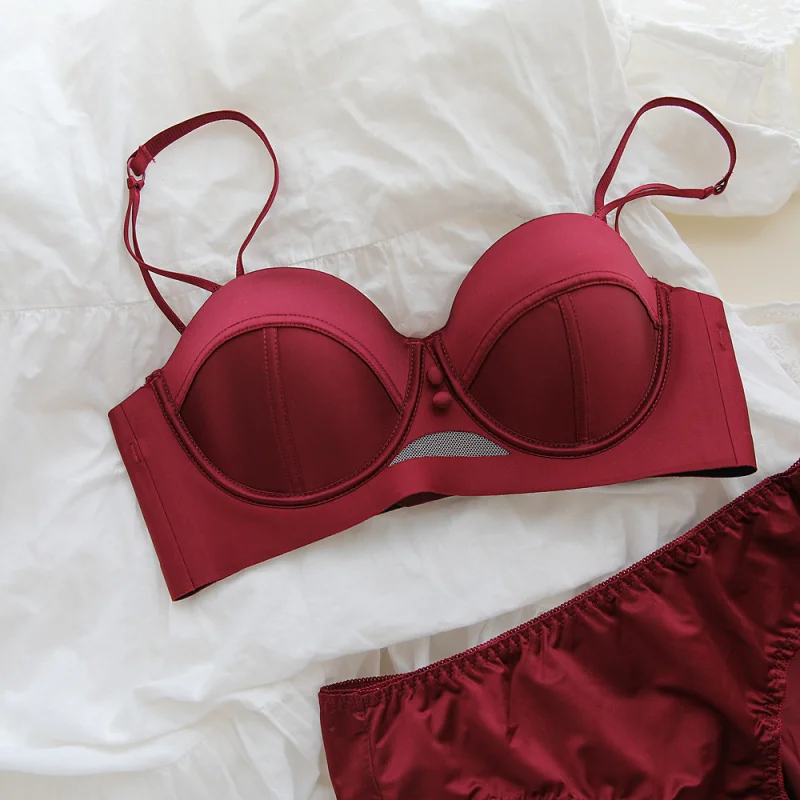 Dark Night Rose Life Red Girl Size Underwear Female French Pearlescent Satin Push up Anti-SAG Bra Suit