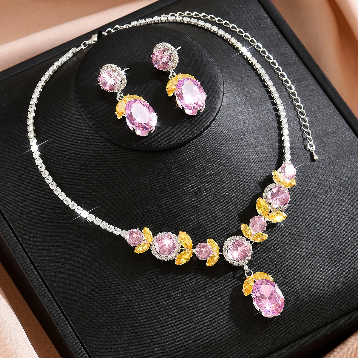 Collar y Pendientes de 2 Piezas con Degradado Rosa Naranja y Contraste de Colores, Estilo Tesoro, Tono Melocotón Atardecer, Joyería Delicada para Brindis Nupcial