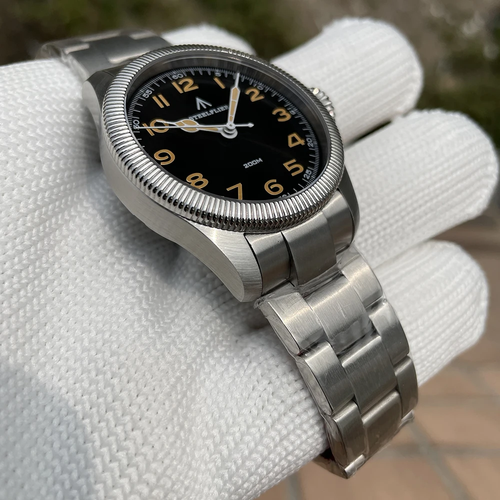 STEELFLIER Offizielle SF741 klassische Quarz-Armbanduhr, Souvenirs, Saphirspiegel, VH31, stumm, 200 m wasserdicht, luxuriöse Leuchtuhr – Detail 10