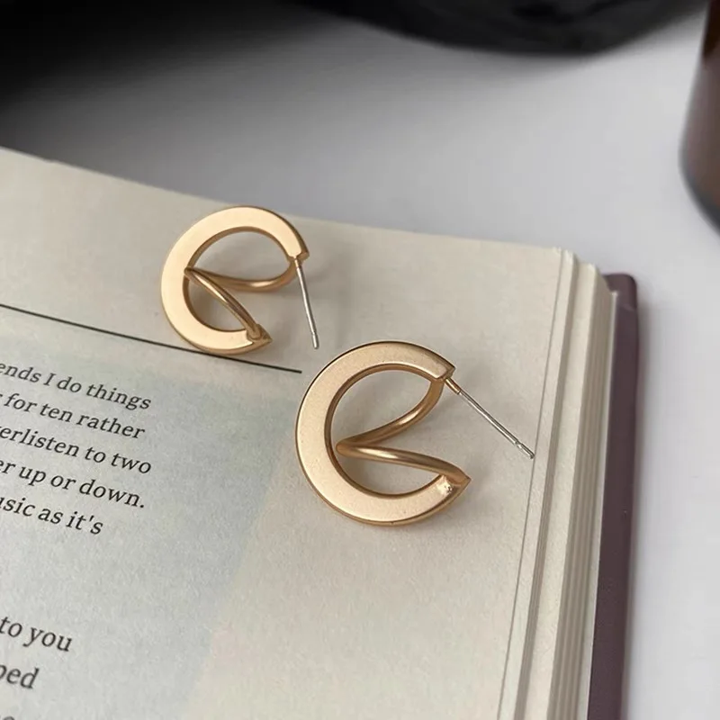 Stacked Hoop Stud Earrings for Women Sophisticated French Retro Premium Gold Tone Hypoallergenic Lightweight Gift Earring