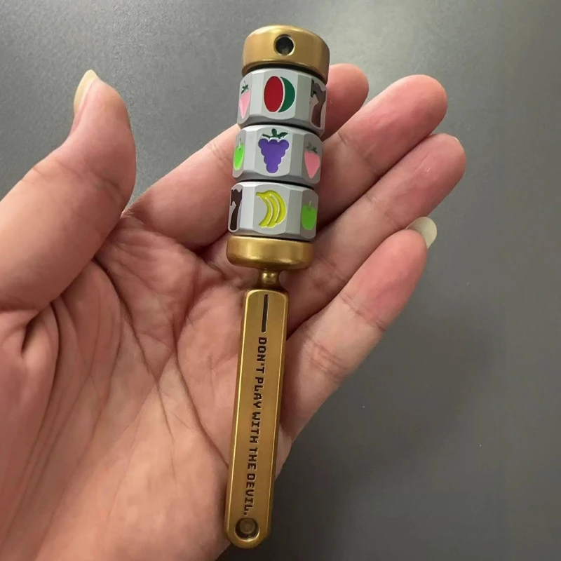 メタルフィジェットローラースピナー磁気プッシュコインラッキーホイールプルフィンガートップスピニングトップチップフライホイールEDCストレス解消玩具