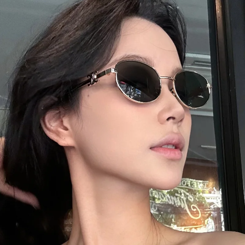 

Retro Oval New Style Trendy Personality Sunscreen Anti-Ultraviolet Sunglasses For Women