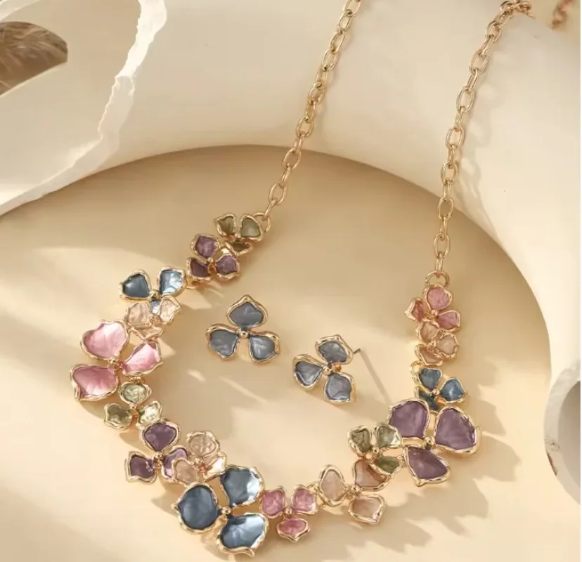 Collar de Flores Esmaltadas, Collares para Mujer, Collar Femenino, Collar con Colgante, Accesorios Gyaru, Colgante para Mujer, Collar para Niñas