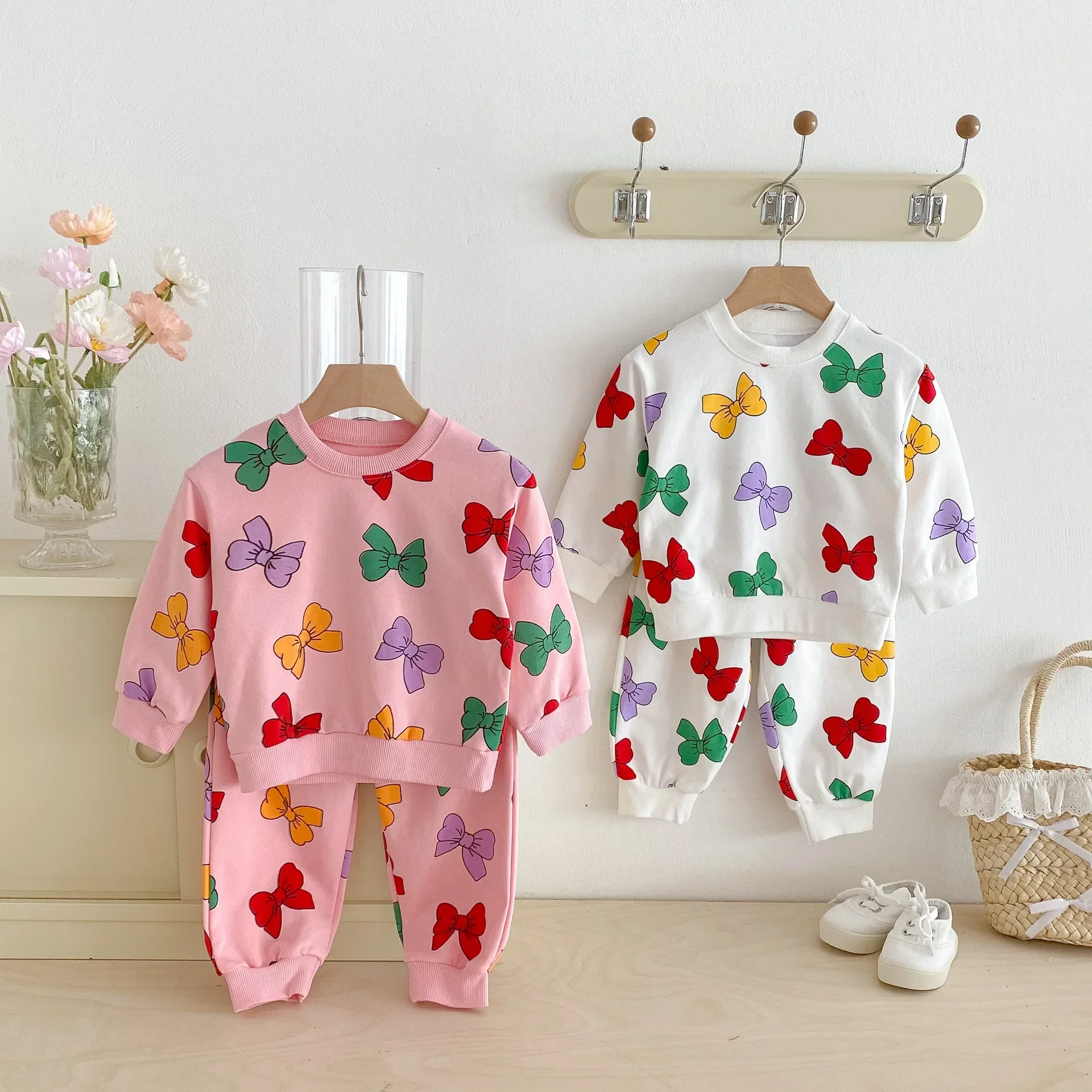 

2025 Autumn New Korean Style Children's Clothings Colorful Bow Printed Top and Pants High Cotton 2Piece Set for Boys and Girls