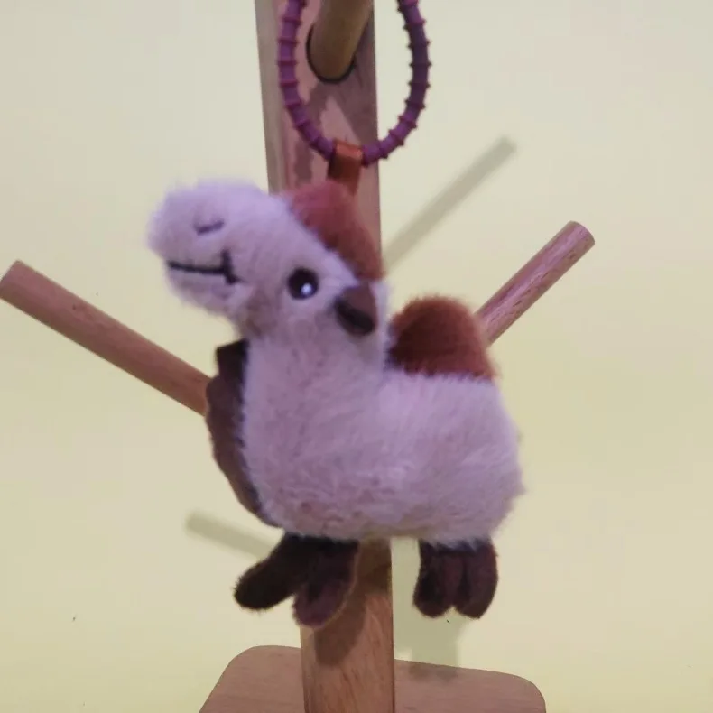 ラクダ人形キーホルダーぬいぐるみペンダントキーチェーンかわいいぬいぐるみバッグペンダントハンドバッグやバックパックの装飾アクセサリー子供のおもちゃ