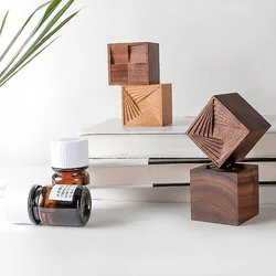 1PCS Aromatherapy Diffuser Wooden Aroma Diffuser Eco-Friendly Fragrance Diffused Walnut Wood Car Load Crafts