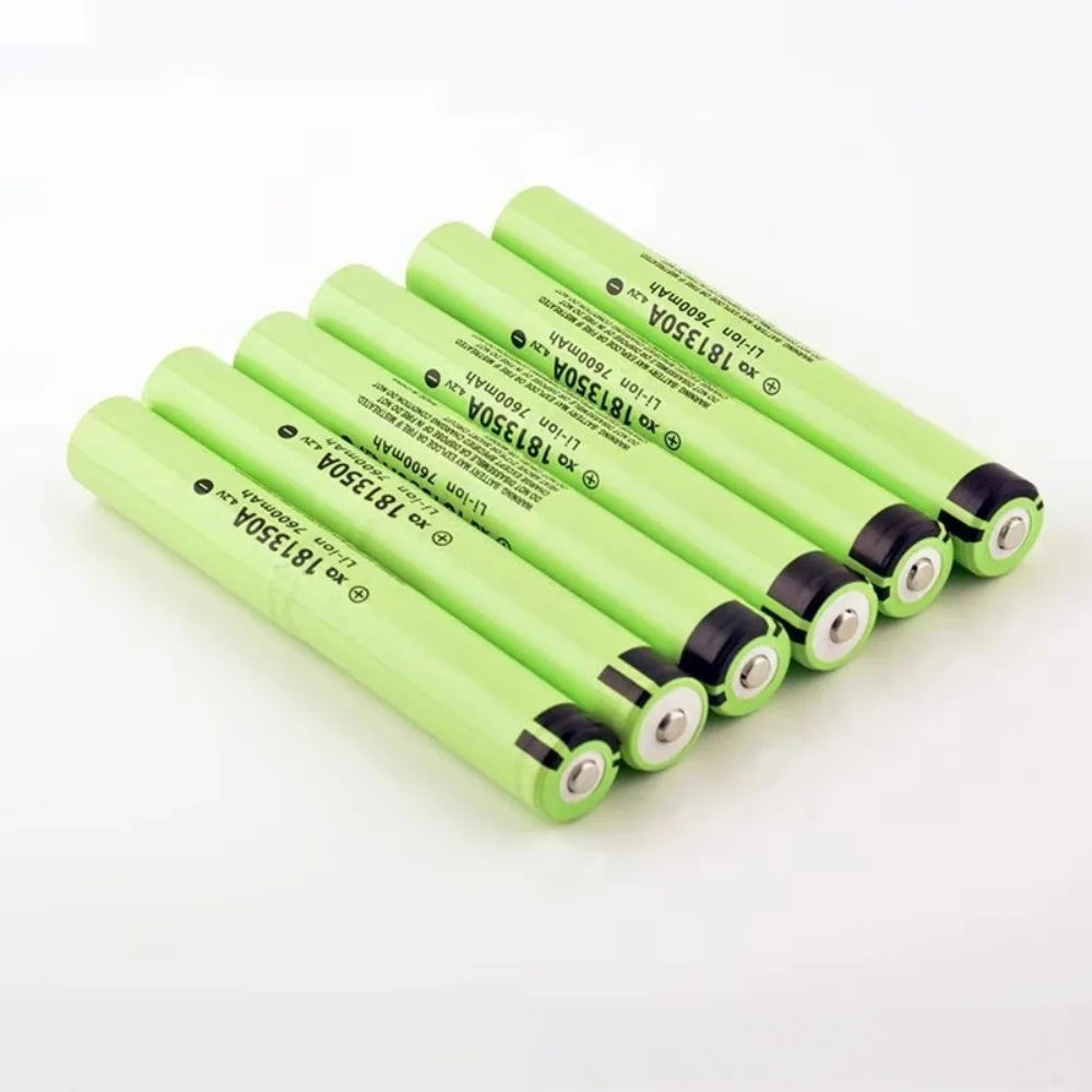 Latest Battery with a Large Capacity of 181350A and a Capacity of 7600mAh. Flashlight Battery, Rechargeable Lithium Battery 4.2V