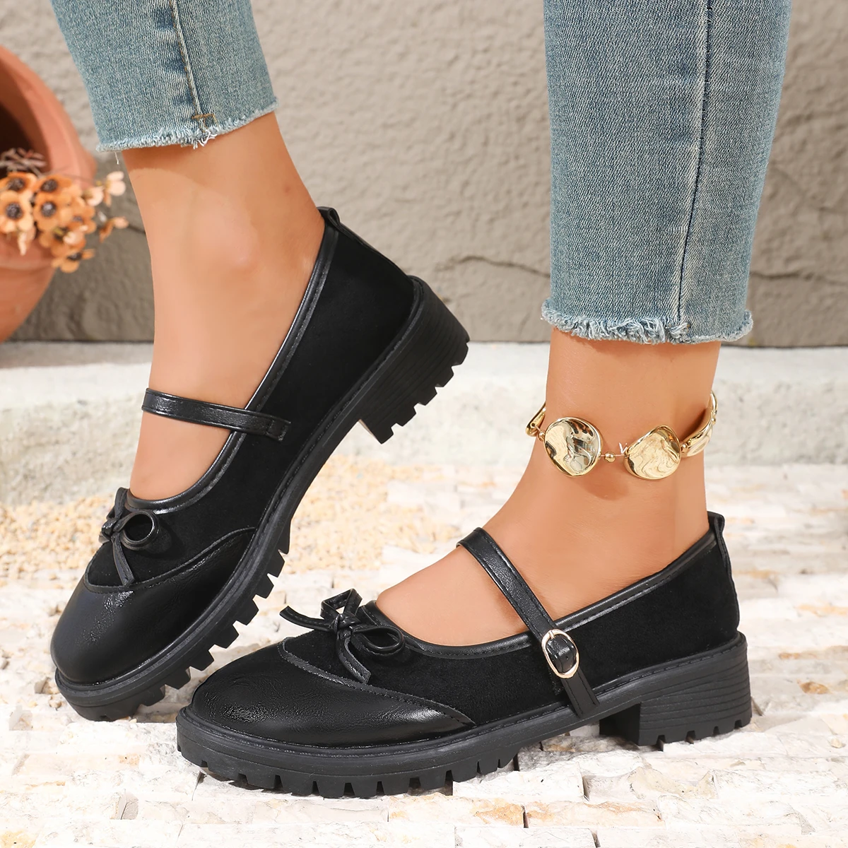 Stylish Spliced Soft Leather Bow One Strap Platform Non-Slip Block Heel Sneakers