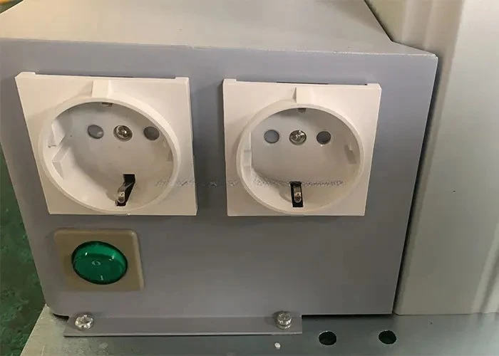 Компактный офтальмологический прибор с электроприводом регулировки высоты CE