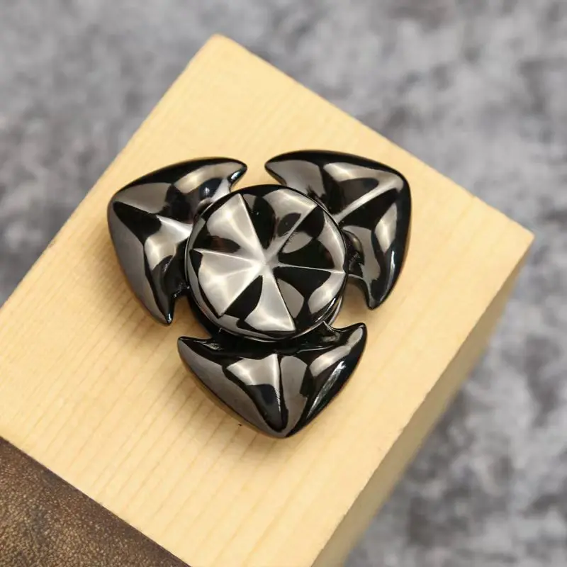 Squid Fidget Spinner in acciaio inossidabile a tre lame a manovella Spinner per adulti ADHD Fidget Toy Elegante Fidget Toy Regalo per adulti