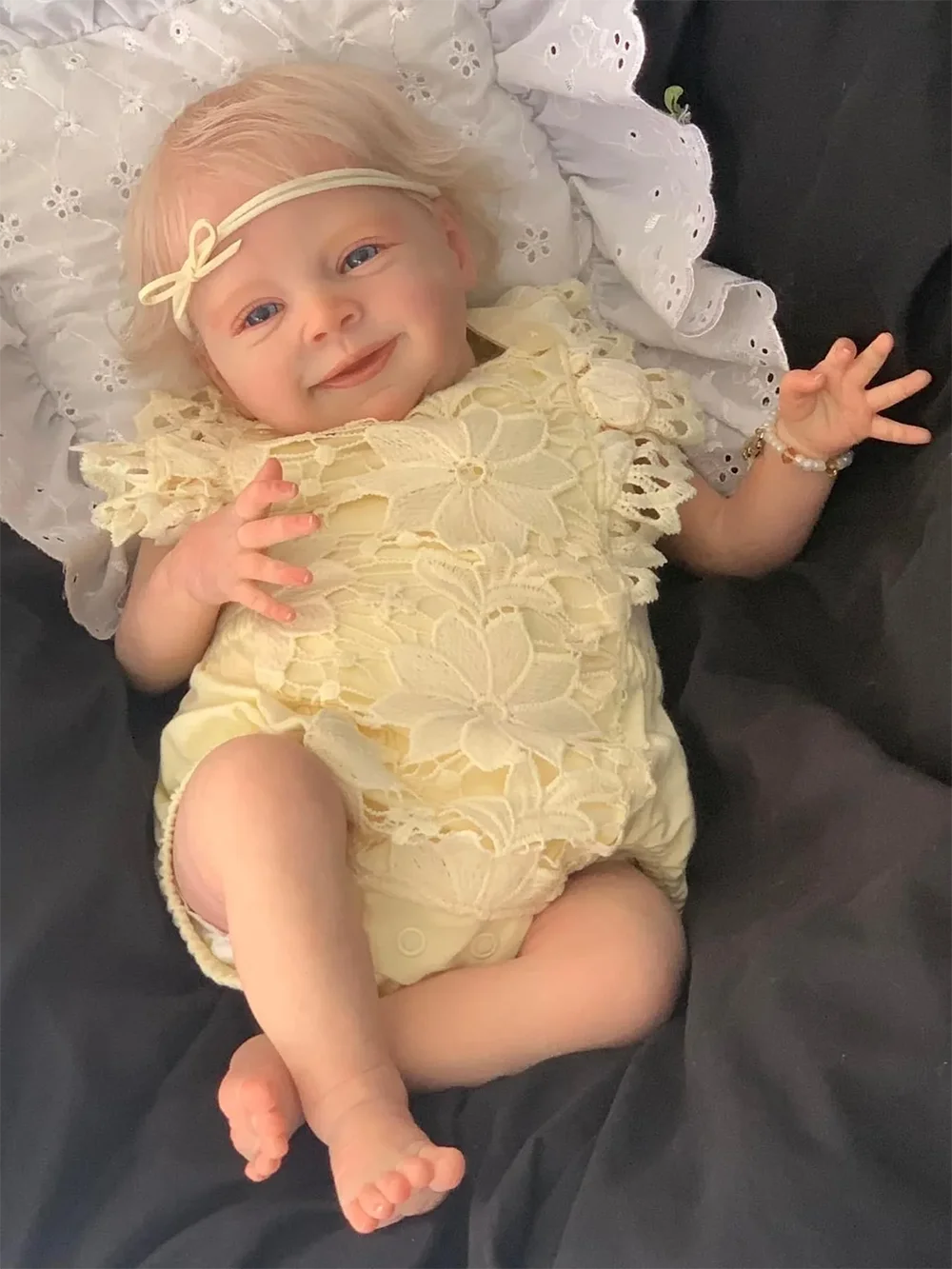 Realistic Silicone Baby Reborn 48cm Soft Baby Girl Reborn Doll with Blond Hair Newborn Baby Doll Gifts for Children